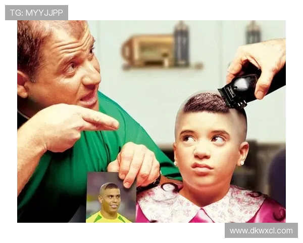 快船队哈登拍摄Netflix时遭警察拦截引发搞笑场面